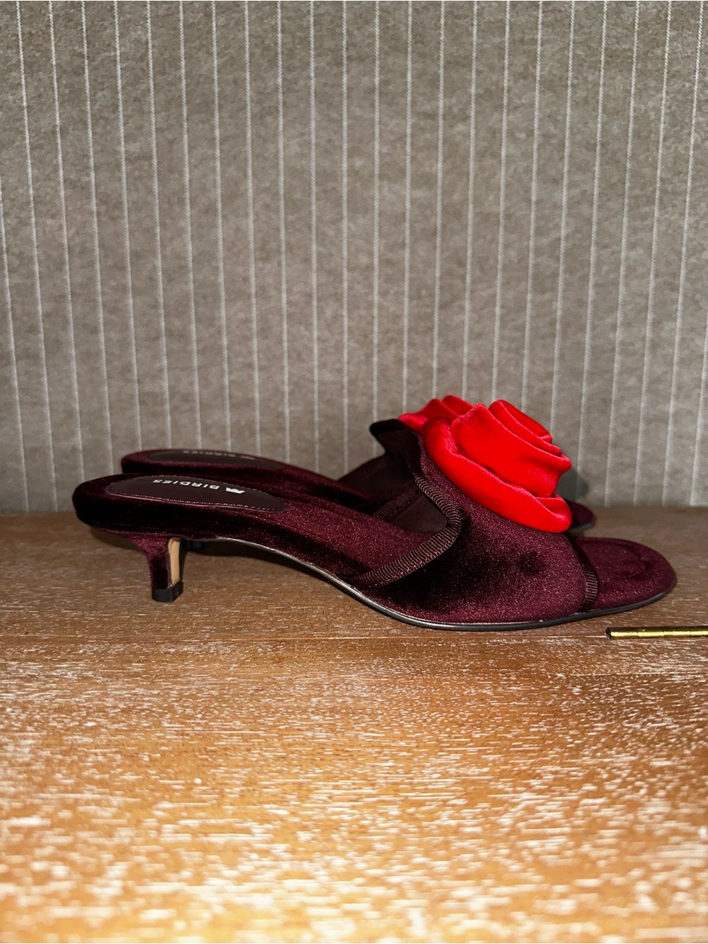 Birdies Velvet Burgundy Kitten Slides with Red Rose Accent - Picture 3 of 8